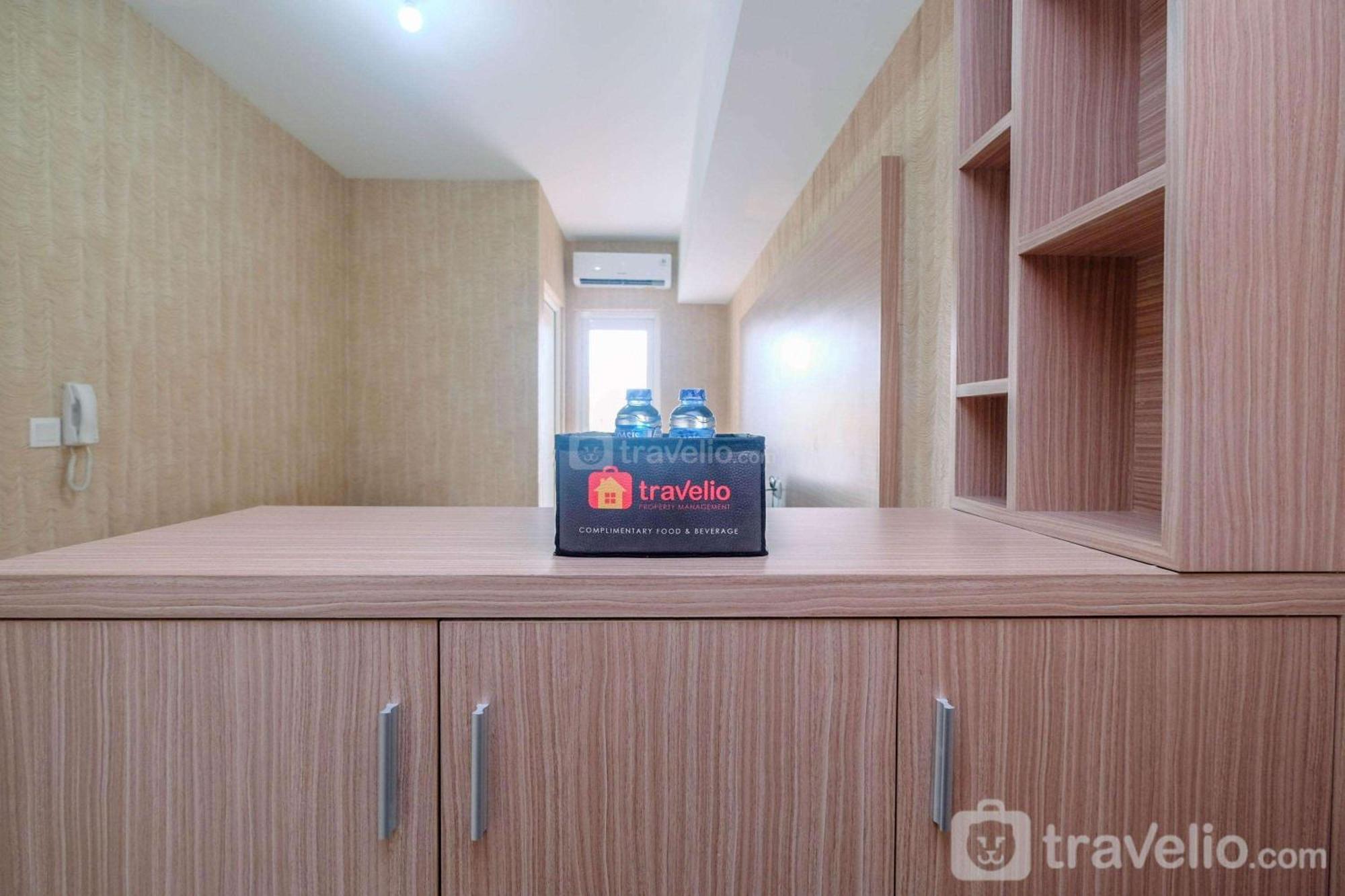 Apartemen Comfortable And Lovely 2br At Springlake Summarecon By Travelio Bekasi