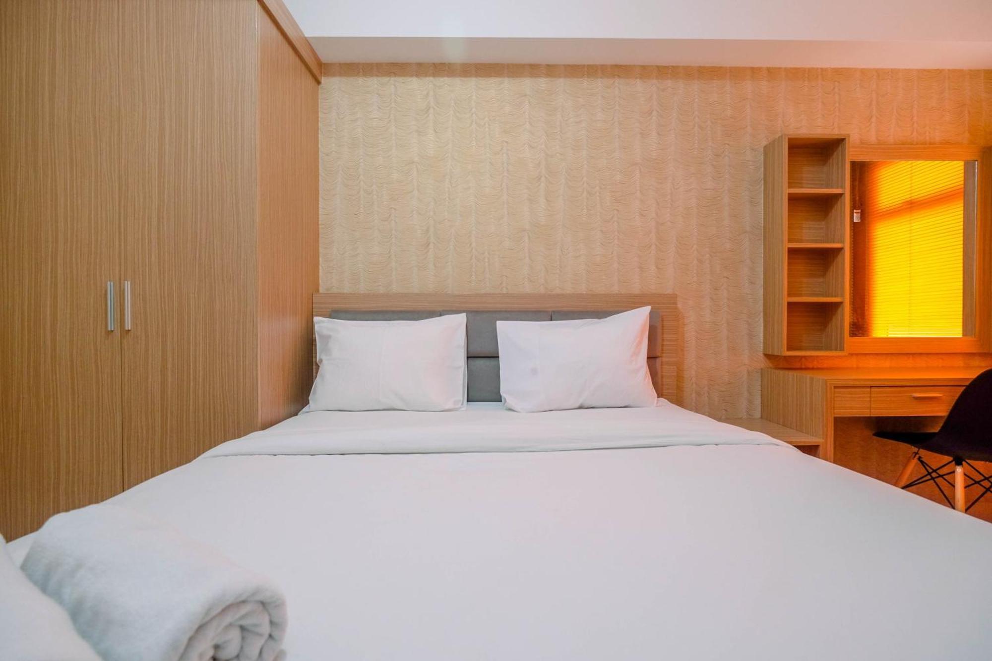 Comfortable And Lovely 2br At Springlake Summarecon By Travelio
